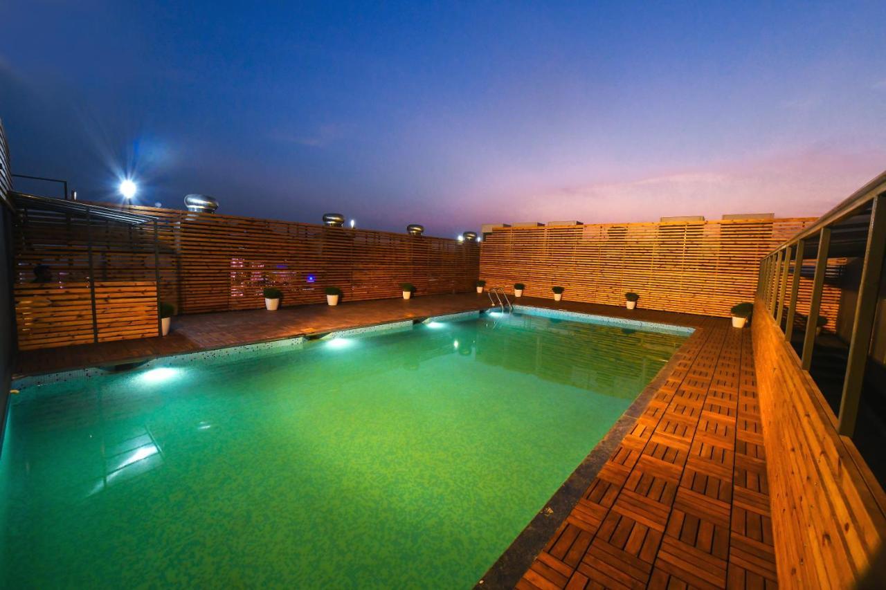 Hotel The Imperial Grand Ujjain Exterior foto